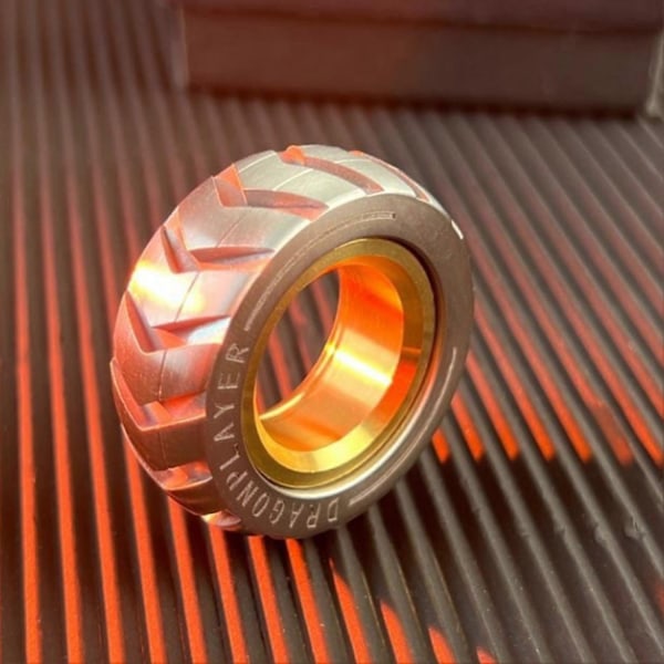 Motorcykel Däck Fidget Ring Rolig Stressavlastning Fingerövning Rostfritt Stål Spinner Ring EDC Leksak Barn Vuxna Present-Perfet C