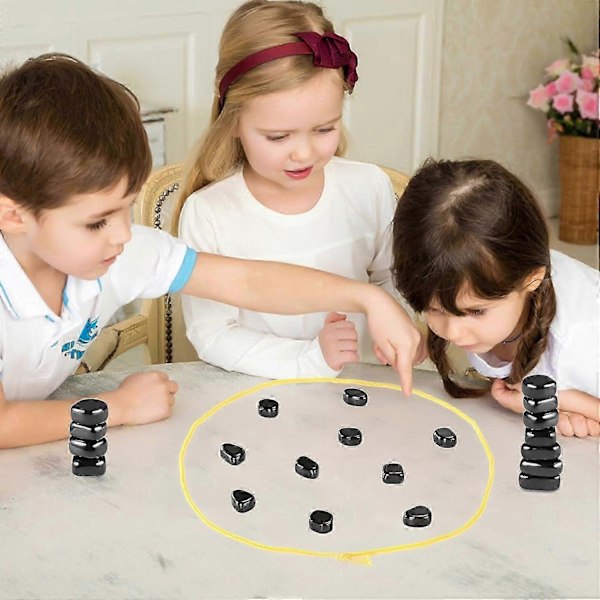 Magnetiskt schackspel med stenar, magnetspel med snöre, pusselstrategispel - perfekt