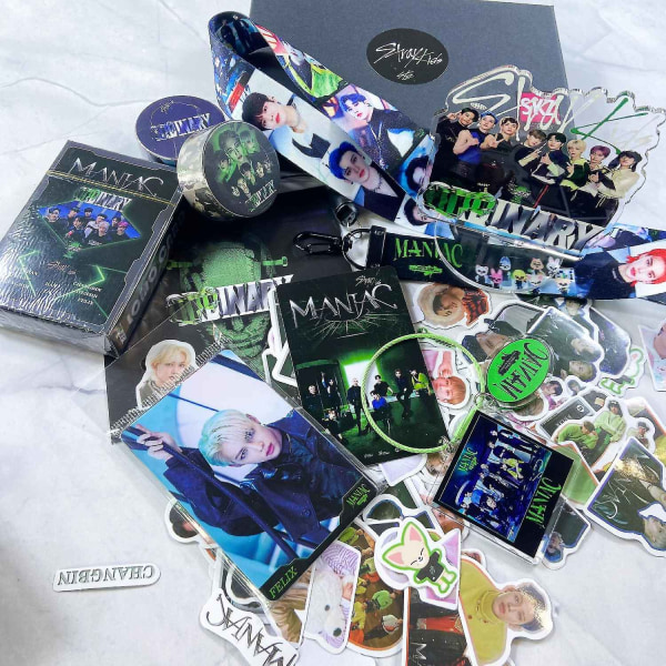 Stray Kids New Album Maxident gaveæskesæt Kpop Merchandise Photocards Nøgleringe-nøglering gaver til Skz Fans - Perfet C