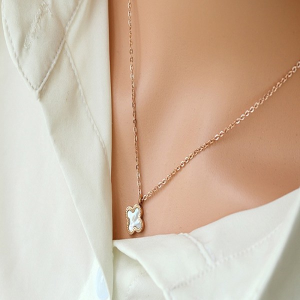 Titanium Steel Rose Gold Clover Dubbelsidigt Halsband Kvinnor Cl - Perfet A1