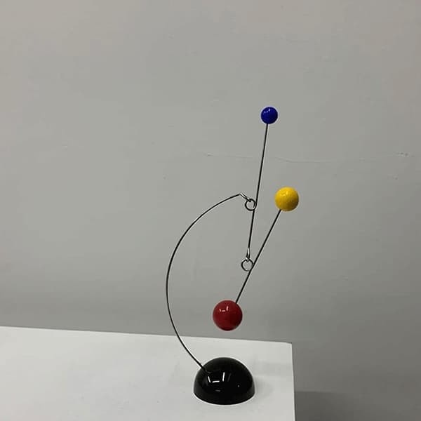 Skrivebordsmobiler Calder Skrivebordsbalanse Enhet Dynamisk Skulptur Dekor Ins Nisje Kunstdekorasjon-1-Perfet