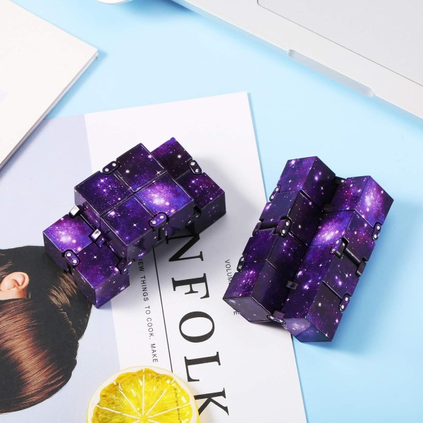 2 kpl Infinity Cube Infinite Fidget Toys Mini Cube Puzzle Cube Finger Fidget Lelu stressiin ja ahdistukseen rentouttava lelu (violetti - täydellinen