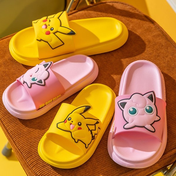 Pikachu sommar för barn inomhustofflor - Perfet