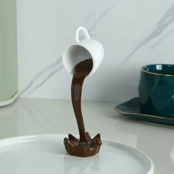 Kreativ flydende kop skulptur hælde flydende kaffekop 3D - Perfet Coffee