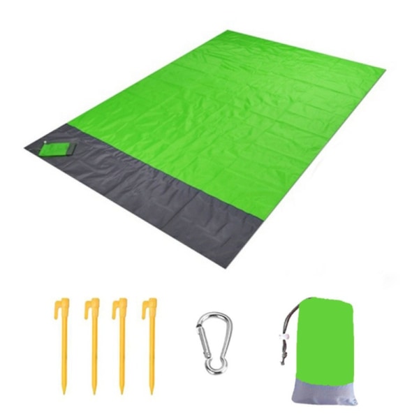 Bærbar utendørs ultratynn strandmatte - vanntett og sandtett - Perfet Light green 140*200cm