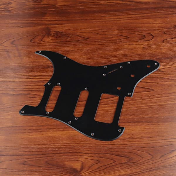 Flerfärgad 11-håls SSH Gitarrplektrumskydd Reptålig Platt Kompatibel med ST SQ Elgitarrer 3-lagers SSH Gitarrplektrumskydd Gitarrdelar-Perfekt white pearl