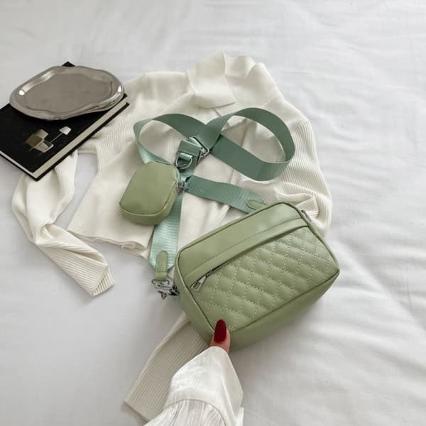 Mini Quiltad Crossbody Vardagsväska Vit - Perfet white
