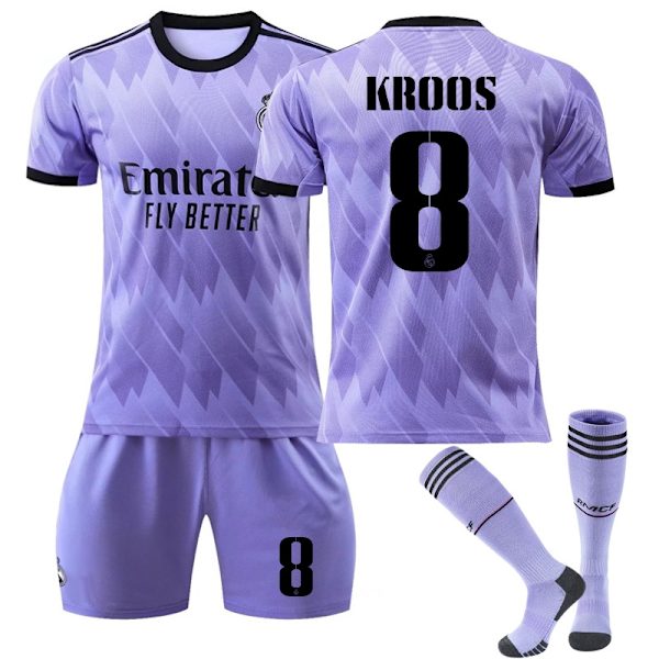 Uusi kausi 2022-2023 Real Madrid -jalkapallopaita, jalkapallopuvut KROOS 8- Perfet KROOS 8 2XL