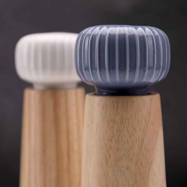 Suola- ja pippurimylly puusta ja keramiikasta - Pepper Shaker Spice - Perfet