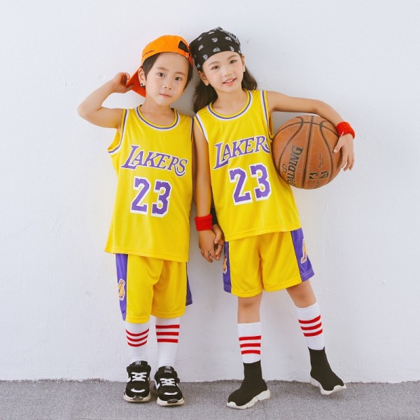 Basketballtrøje til børn Lakers crewneck no. 23 gul - Perfekt E23 3xs