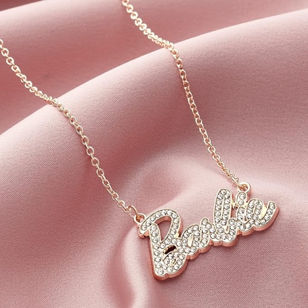 Barbie Crystal Script Logo halskjede-perfet Rose Gold