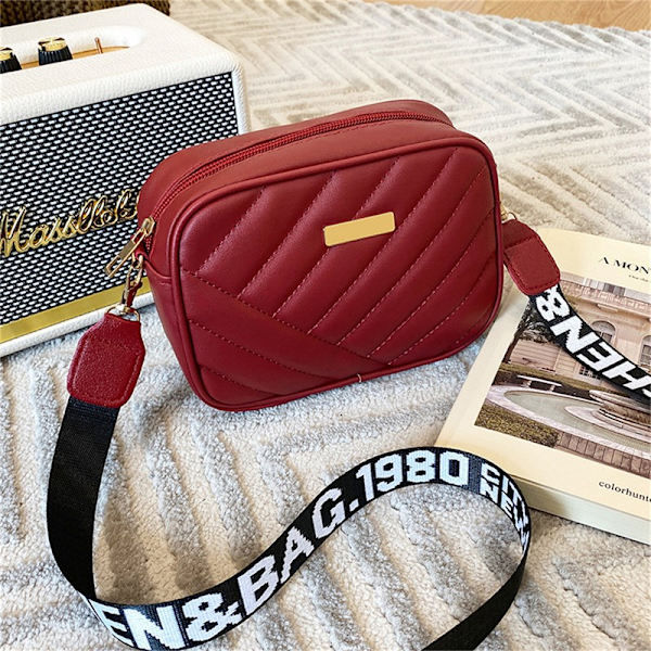 Naisten kirjonta Pienet PU-nahkaiset Crossbody Laukut Muoti Causal - Perfet Red