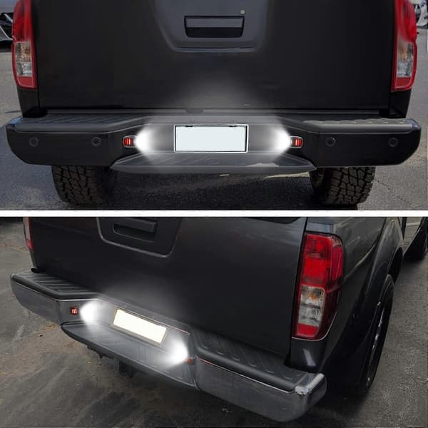 2 st Röda Rör SMD LED-Nummerskyltslampor Kompatibla med Nissan Navara D40 2005-2016-Perfekt