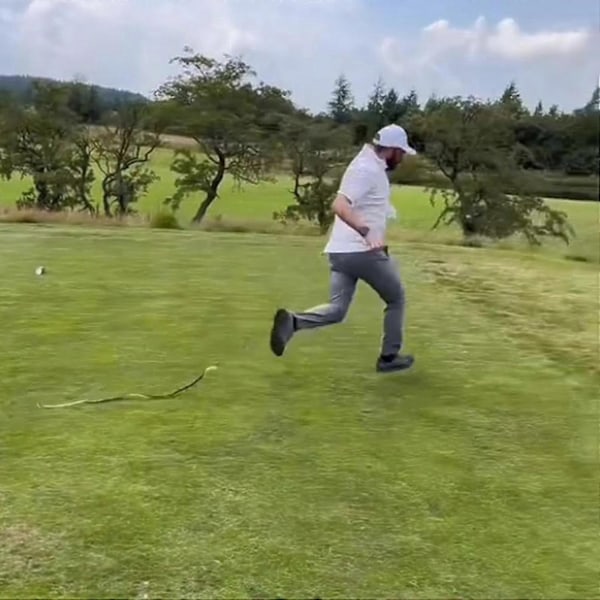 Käärmepila narukiinnikkeellä - Käärme narussa -pila, joka jahtaa ihmisiä, Golf-käärmepila - Täydellinen