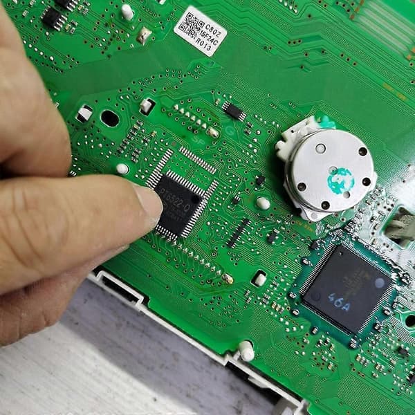 Pt6522-q Auto Ic Chip Power Module Speedometer Sort Skærm Reparationschip Kompatibel med 2 3 6 Cx5 -5 Cx30 -30-Perfet