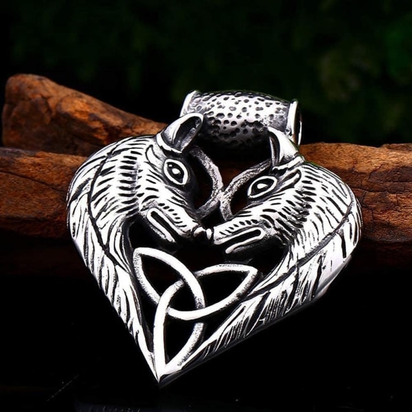 Menn Halskjede Dame Halskjede Unik 316L rustfritt stål Mytologi Twin Wolves Sleipnir Knot Heart Irish Fantasy Jewelry 60Cm C Horse