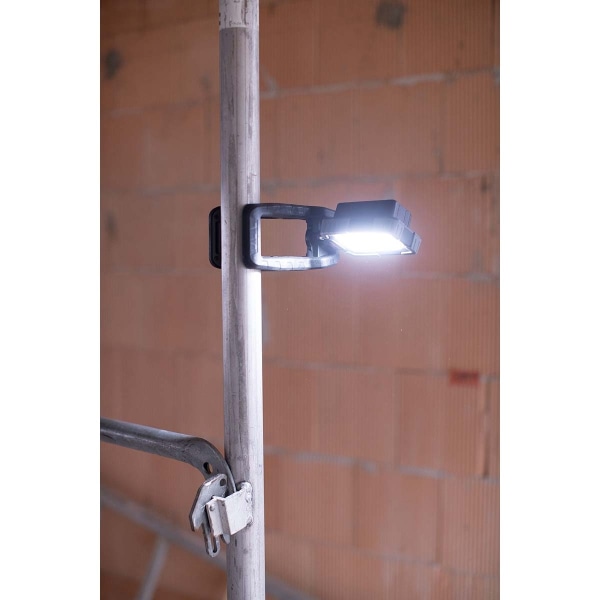 Brennenstuhl Spännbar LED-arbetslampa 1050 MA (batteri LED-arbet