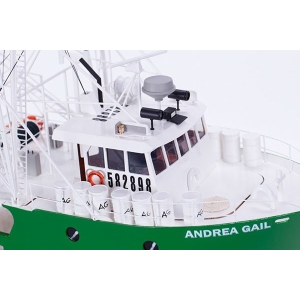 1:30 Andrea Gial RC - -Wooden hull