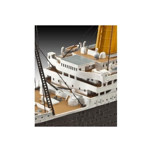 Revell R,M,S, Titanic