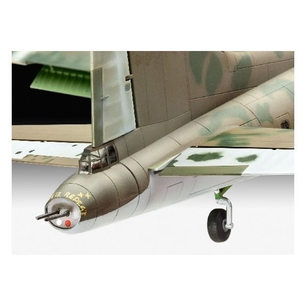 Revell B-17F Memphis Belle 1:72