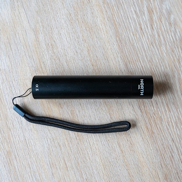 NORTH Ficklampa 200Lumen Svart Aluminium 2W