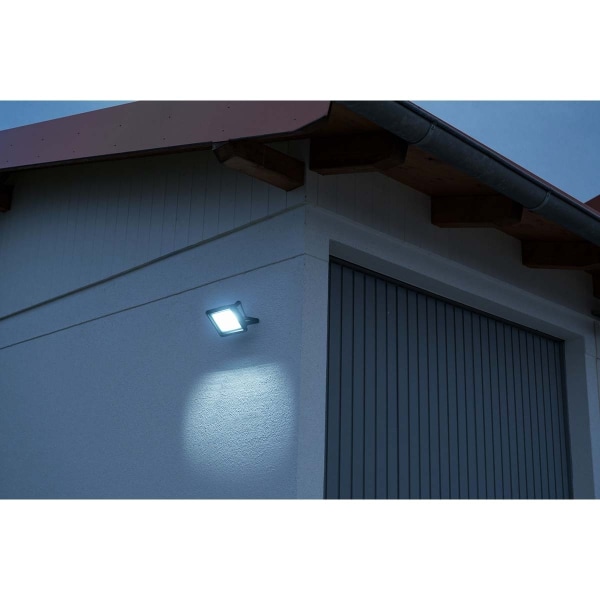 brennenstuhl LED Spotlight JARO 7060 / LED projektør 50W til ude
