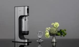 AGA Aqvia Exclusive Steel Black inkl. 2 1L flaskor, 6x0,5L flaskor + kolsyrepatron