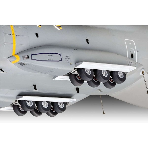 Revell Airbus A400M Atlas ''RAF''