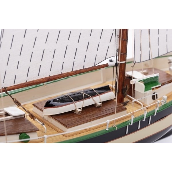 Billing Boats 1:60 Dana - Plastic hull