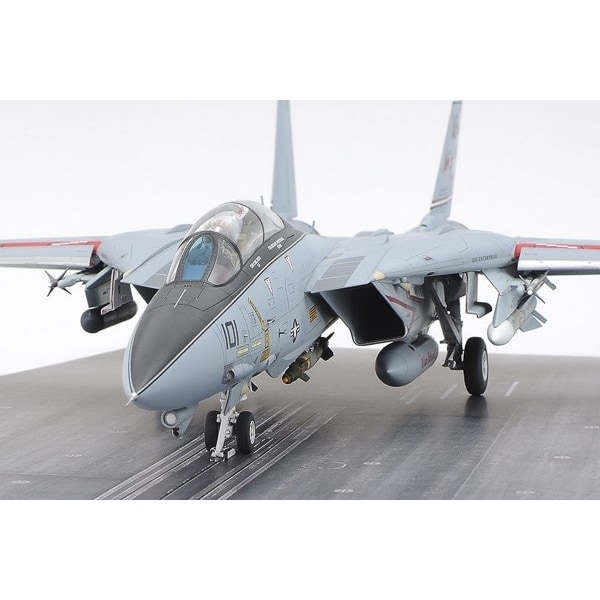 TAMIYA 1/48 Grumman F-14A Tomcat™ (Late Model)
