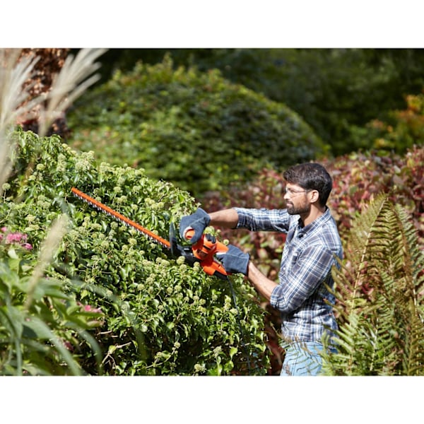 BLACK+DECKER Häcksax 420W 45cm Svärdlängd
