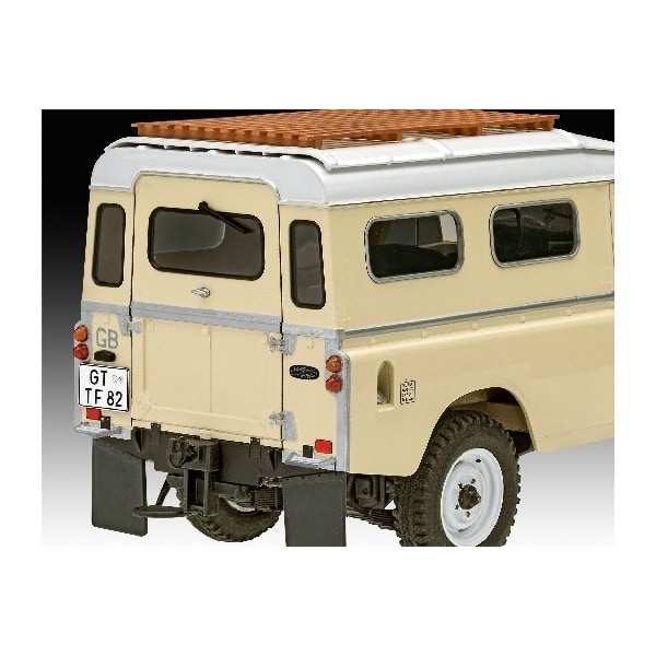 Revell Model Set Land Rover Series III LWB 1:24
