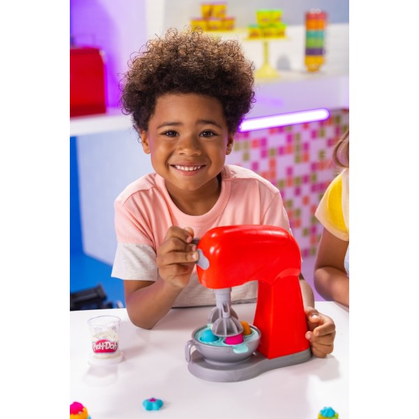 PLAY-DOH Magical Mixer -muovailuvahasetti