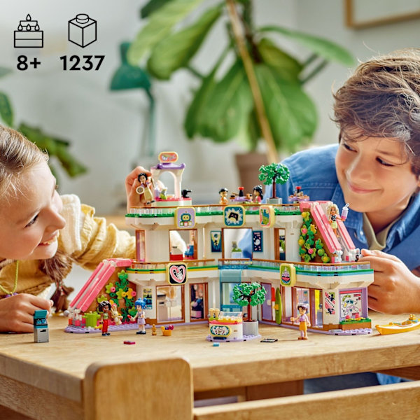 LEGO Friends 42604  - Heartlake City Shopping Mall