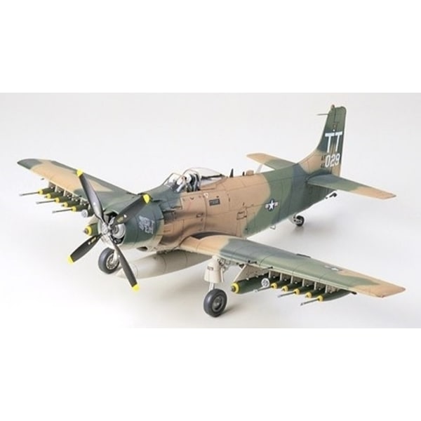 Tamiya 1/48 DOUGLAS A-1J SKYRAIDER