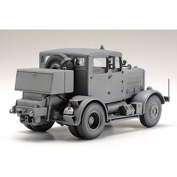 Tamiya 1/48 German Heavy Tractor SS-100