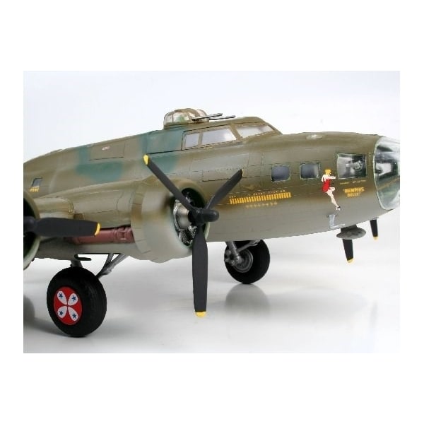Revell B-17F Memphis Belle 1:48