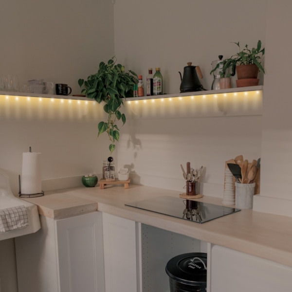 LogiLink RGB LED-strip med fjärr. 3 meter