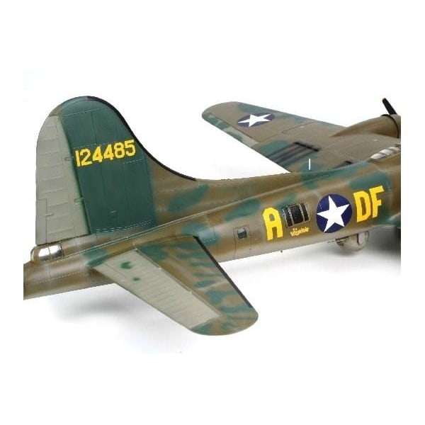 Revell B-17F Memphis Belle 1:48