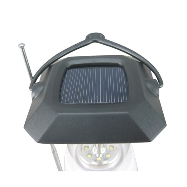 Vevradio och campinglampa i ett - laddas via dynamo/solcell/USB