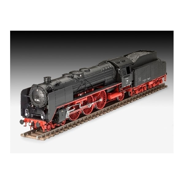 Revell Express Locomotive BR01 & Tender 2'2' T32 1:87