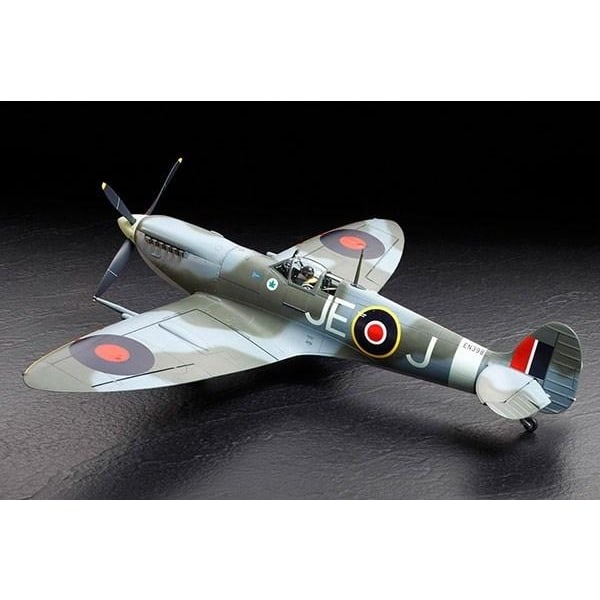 Tamiya 1/32 Spitfire Mk. IXc