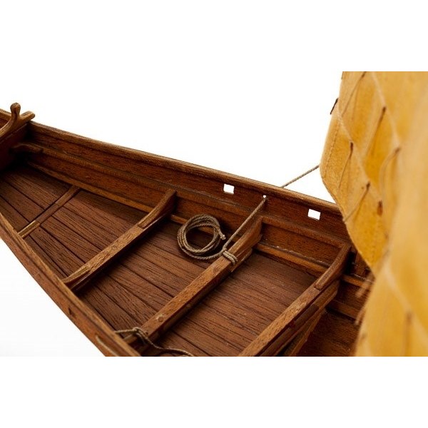 1:25 Roar Ege -Wooden hull