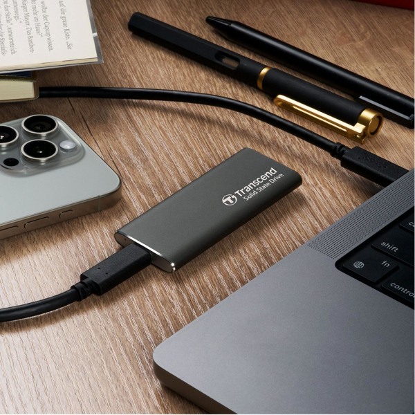 Transcend Bærbar SSD ESD256C USB-C 2TB 10Gbps (R1050/W950 Mb/s