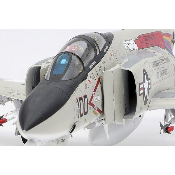 Tamiya 1/48 McDonnell Douglas T F-4B Phantom II T