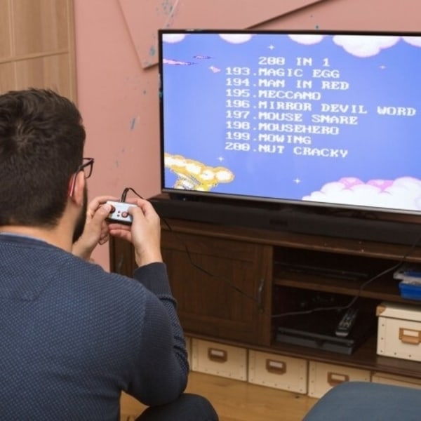ORB Gamingin retro-mini-TV-peli