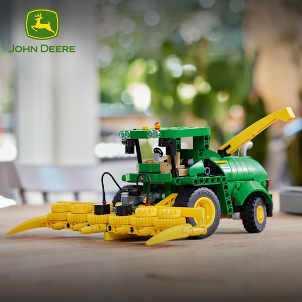 LEGO Technic 42168  - John Deere 9700 Forage Harvester