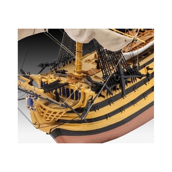 Revell H,M,S, Victory
