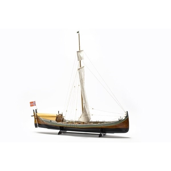 1:20 Nordlandsbaaden - wooden hull