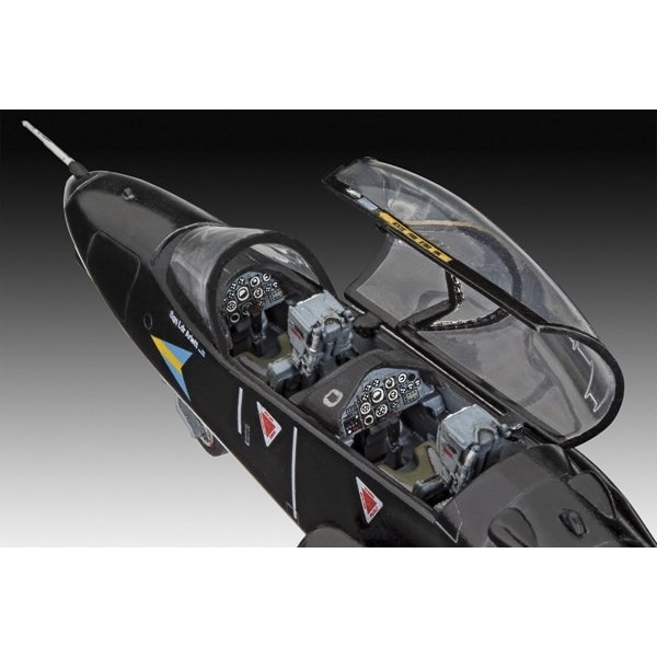 Revell 1:72 Model Set BAE Hawk T.1